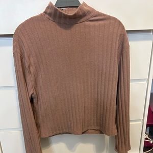 Brown turtle neck long sleeve